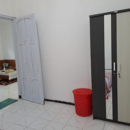 Indo Homestay Malang Bagian luar foto
