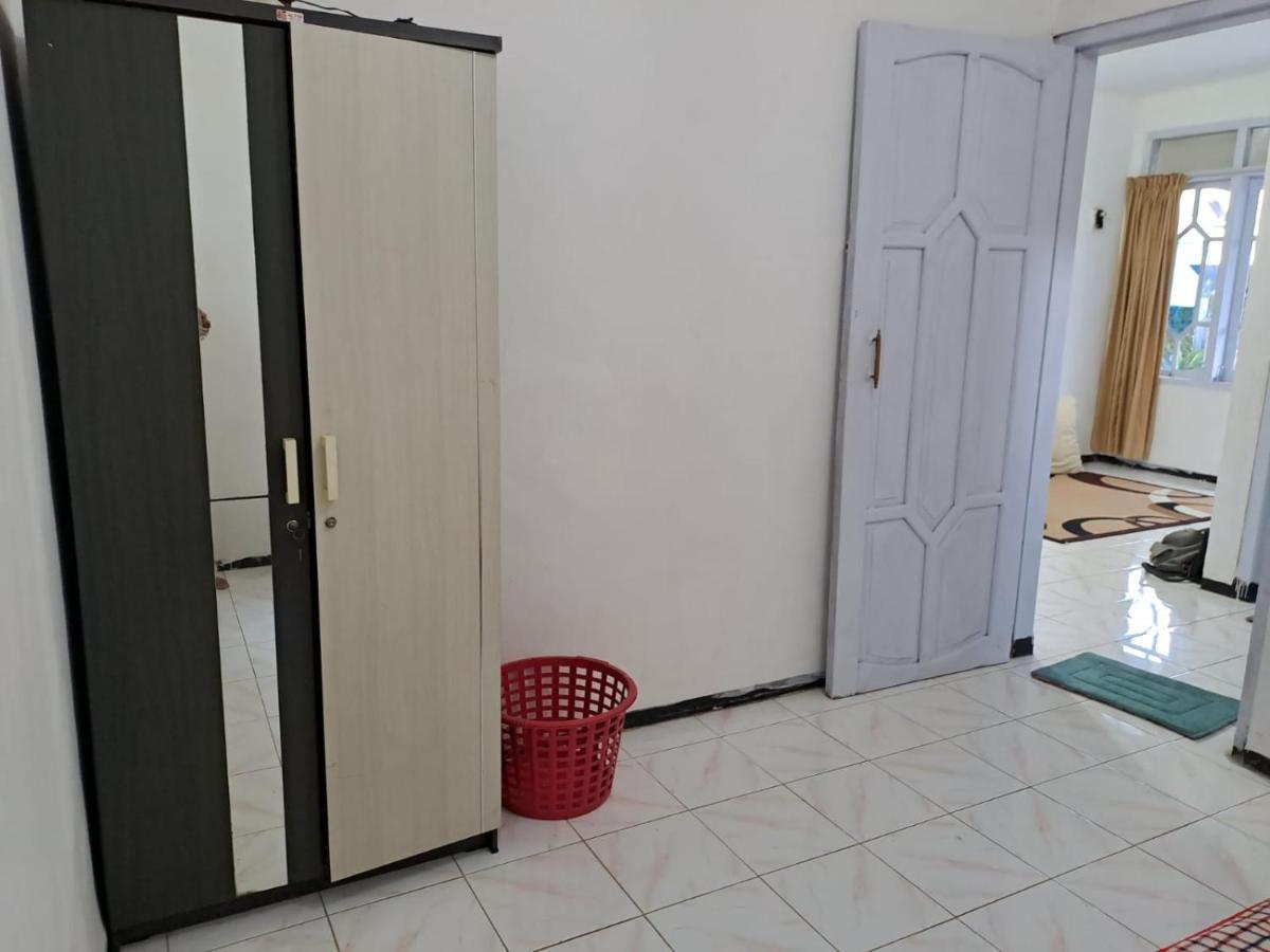 Indo Homestay Malang Bagian luar foto